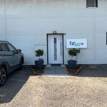 Fab Studio Гранж Экстерьер фото